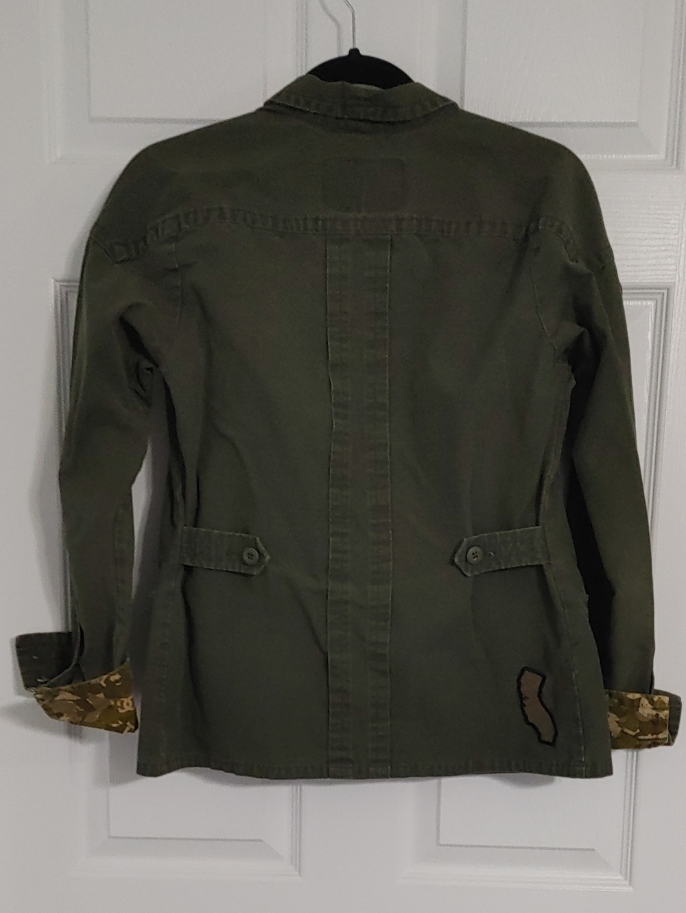 DC Olive Green Canvas Field Jacket with Camo Cuff Detail Size Medium - Picture 5 of 8